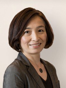  Hitomi Iwase 