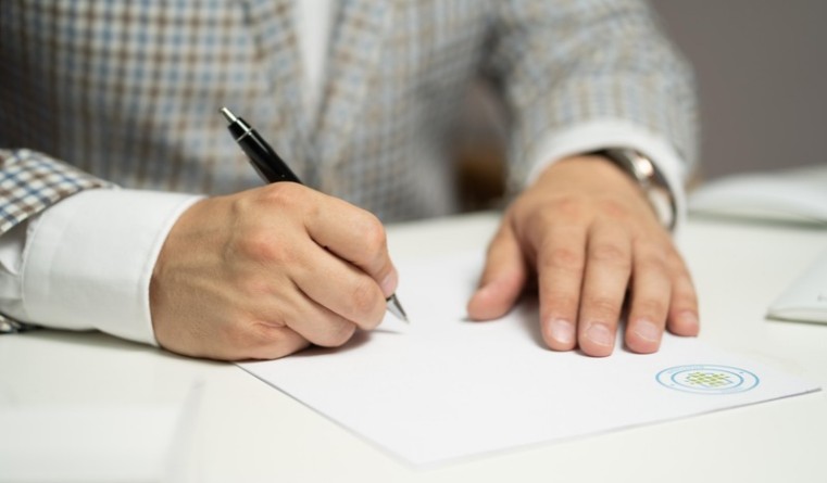 Complex agreements in intellectual property