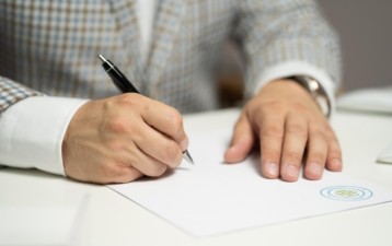 Complex agreements in intellectual property