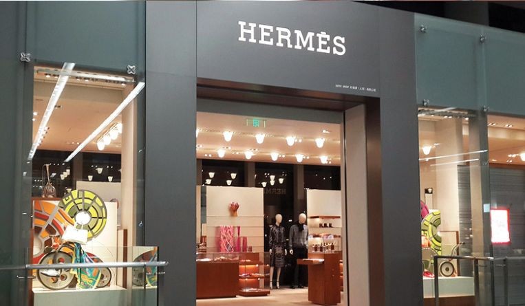 Hermes Store Front scene dashboard