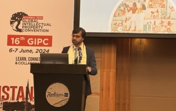 Deepfakes: Friend or foe?