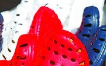 Crowded waters: Crocs Inc. can’t snap off other fish